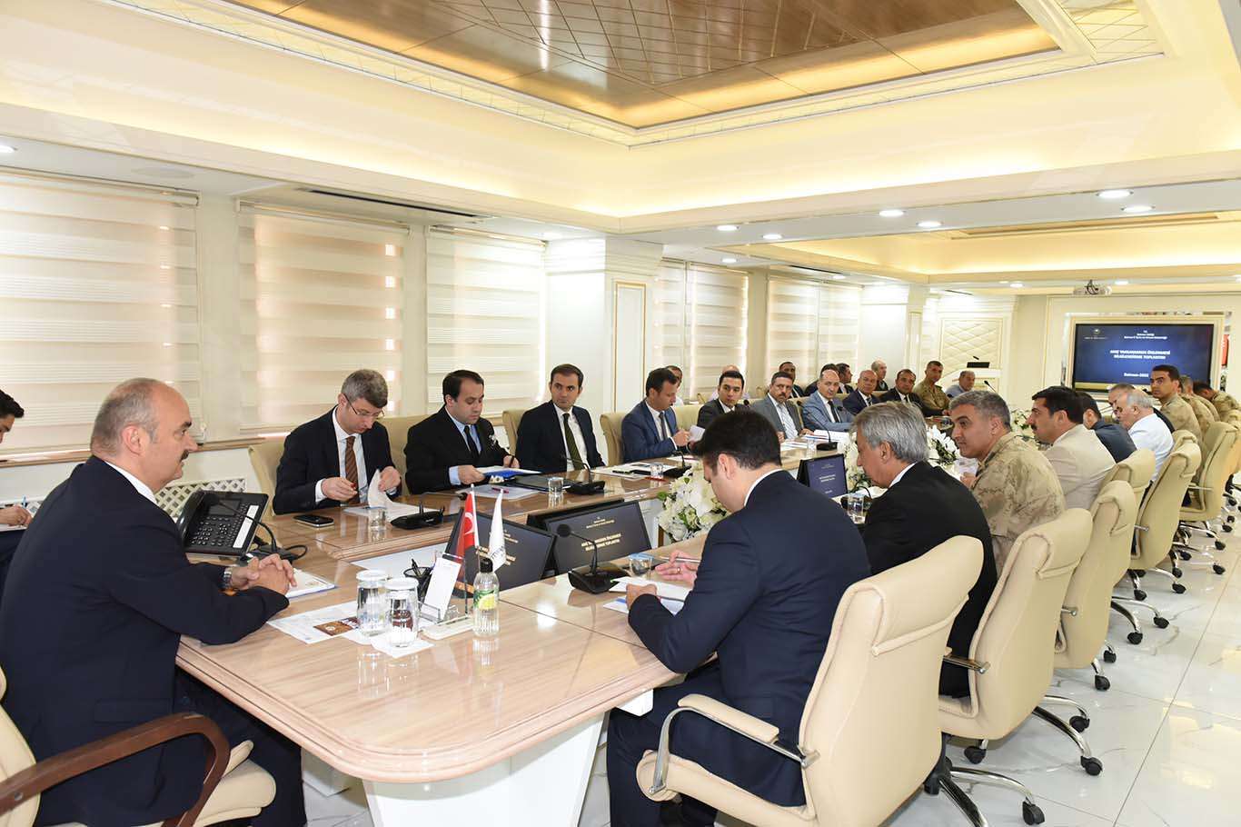 Anız yakanlara en üst sınırda cezai müeyyide uygulanacak! Anız yakanlara en üst sınırda cezai müeyyide uygulanacak!